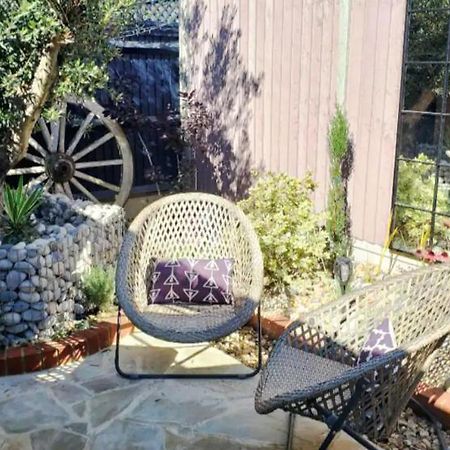 The Courtyard - Cosy, Secluded With Luxury Suite Walmer Екстериор снимка